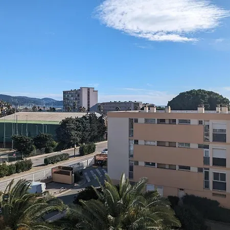 Avec Coin Nuit, 100 M De La Appartamento Le Lavandou